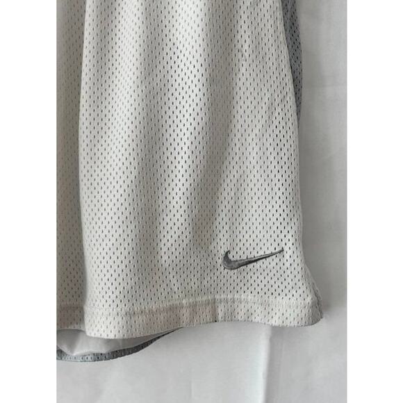 Nike Dri-Fit White & Gray Mesh Basketball Shorts XL Athletic Training - Picture 7 of 7